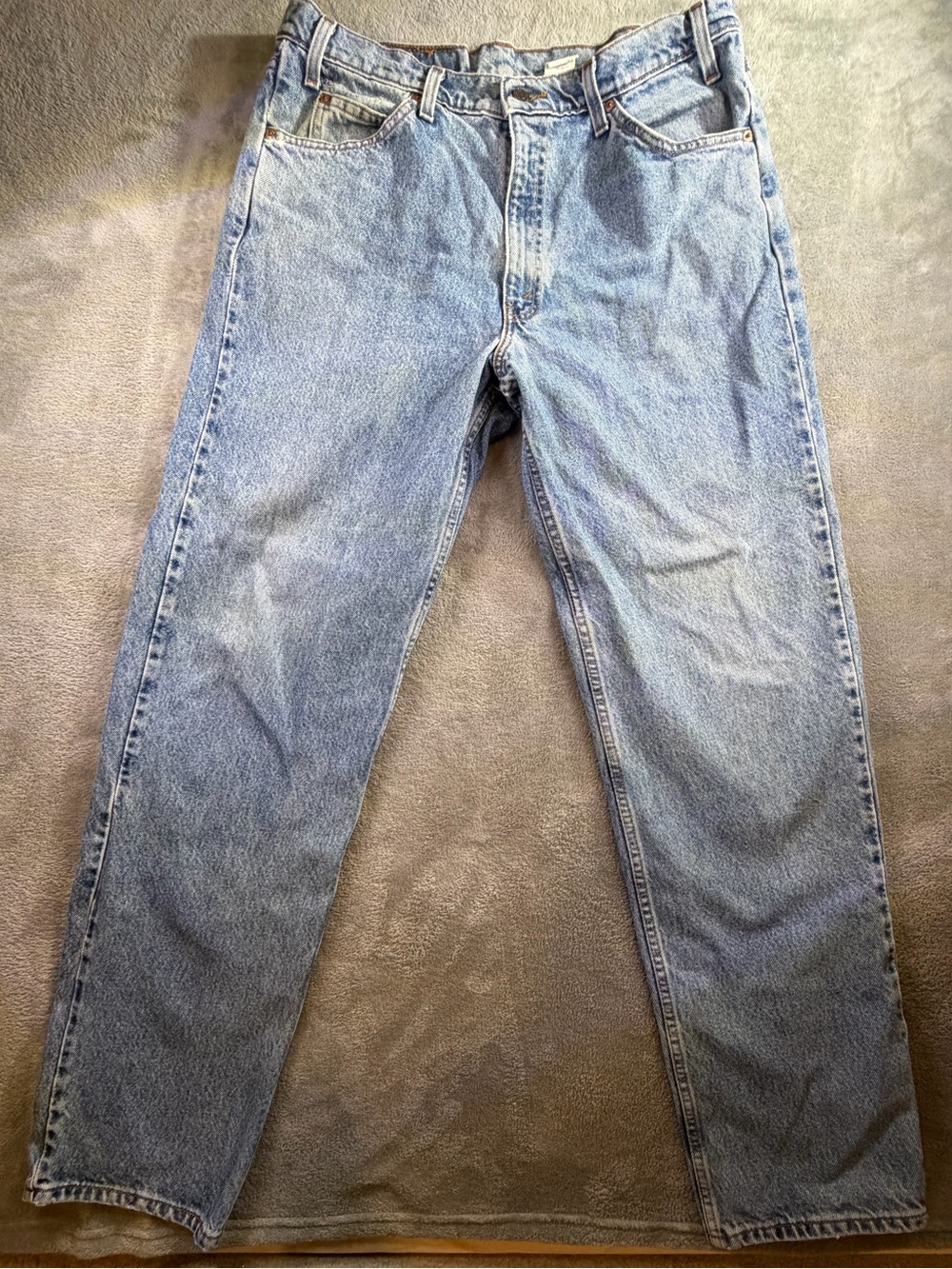 Levis Strauss & Co 550 Vintage Relaxed Fit Medium Wash Blue Jeans Size 36x34